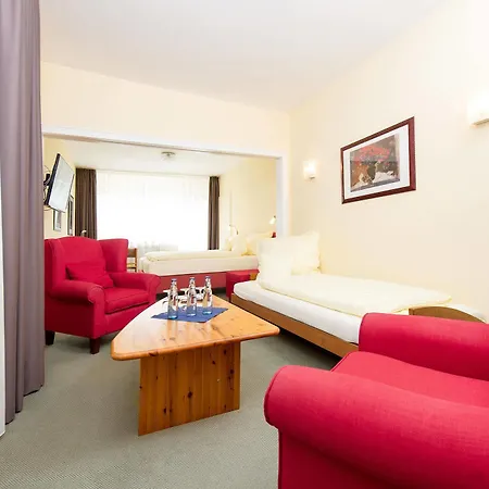 Tinytwice Hotel 3*
